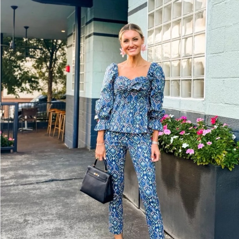 Sail to Sable Blue Printed Puff-Sleeve Top & Slim Pants Set